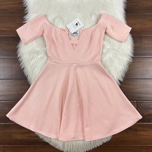 Sabo Skirt Women's Size 8 /‎ US 4 Peachy Pink Audrey Off The Shoulder Mini Dress